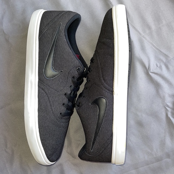 Nike SB Check Solar. Size: 12 - Picture 3 of 7